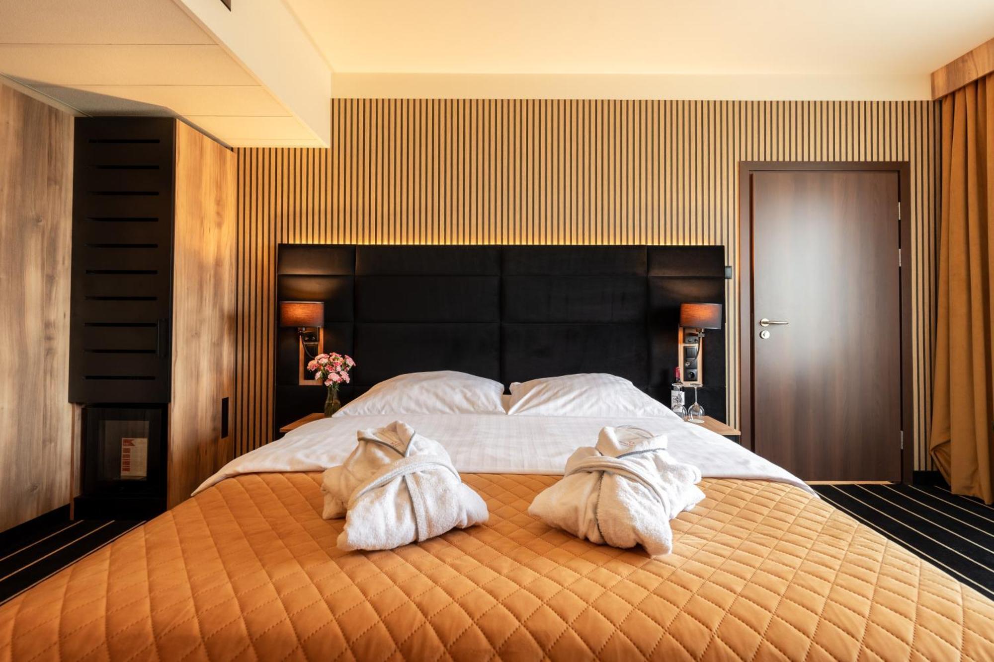 Park Hotel Diament Katowice Exterior photo